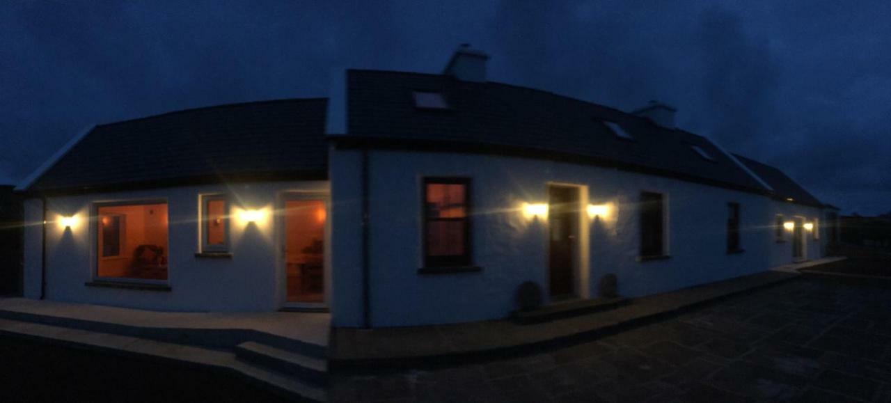 Conway'S Cottage With Sea View Nestling By Cliffs-Of-Moher Liscannor Zewnętrze zdjęcie